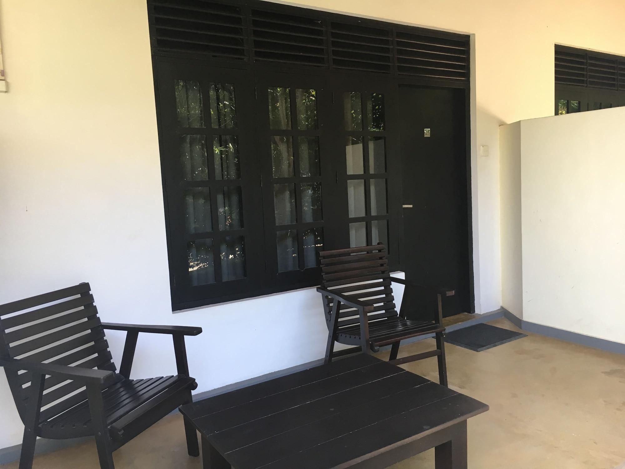 Lagoon Paradise Beach Resort Tangalle Ngoại thất bức ảnh