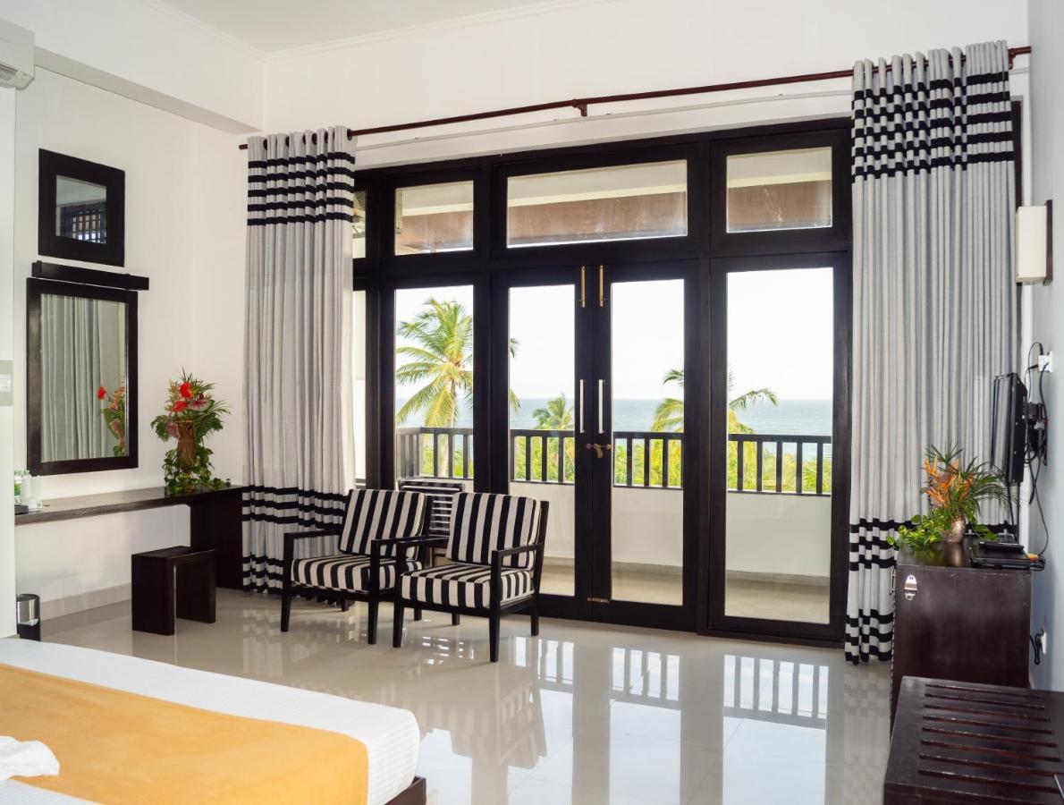Lagoon Paradise Beach Resort Tangalle Ngoại thất bức ảnh