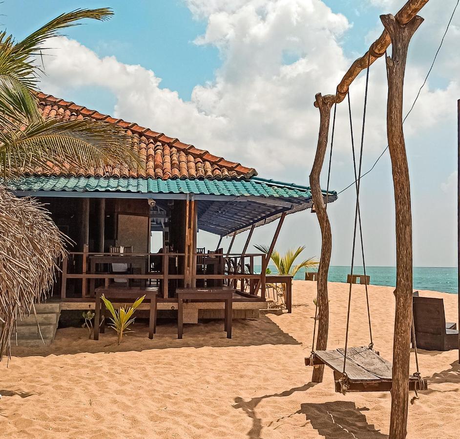 Lagoon Paradise Beach Resort Tangalle Ngoại thất bức ảnh