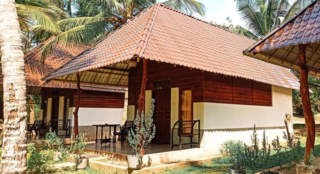 Lagoon Paradise Beach Resort Tangalle Ngoại thất bức ảnh