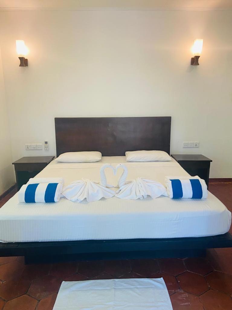 Lagoon Paradise Beach Resort Tangalle Ngoại thất bức ảnh